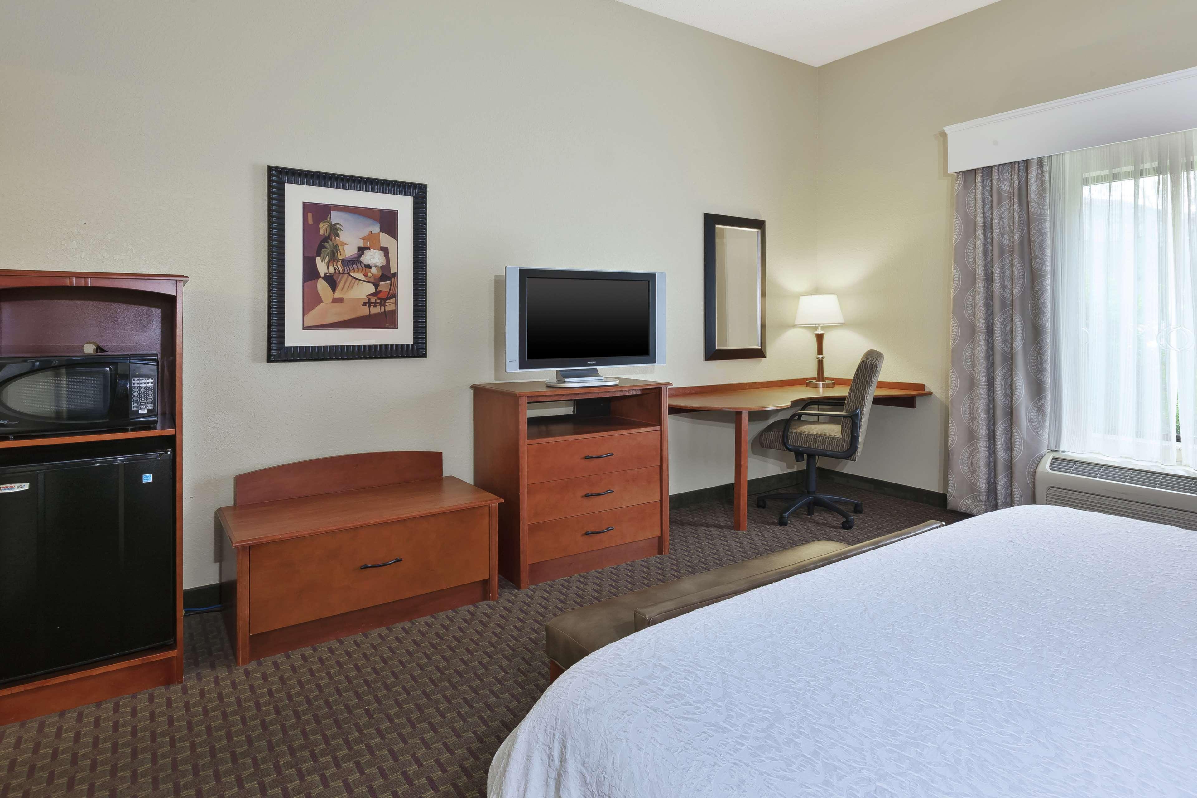Hampton Inn & Suites Grand Rapids-Airport 28Th St Cascade Extérieur photo