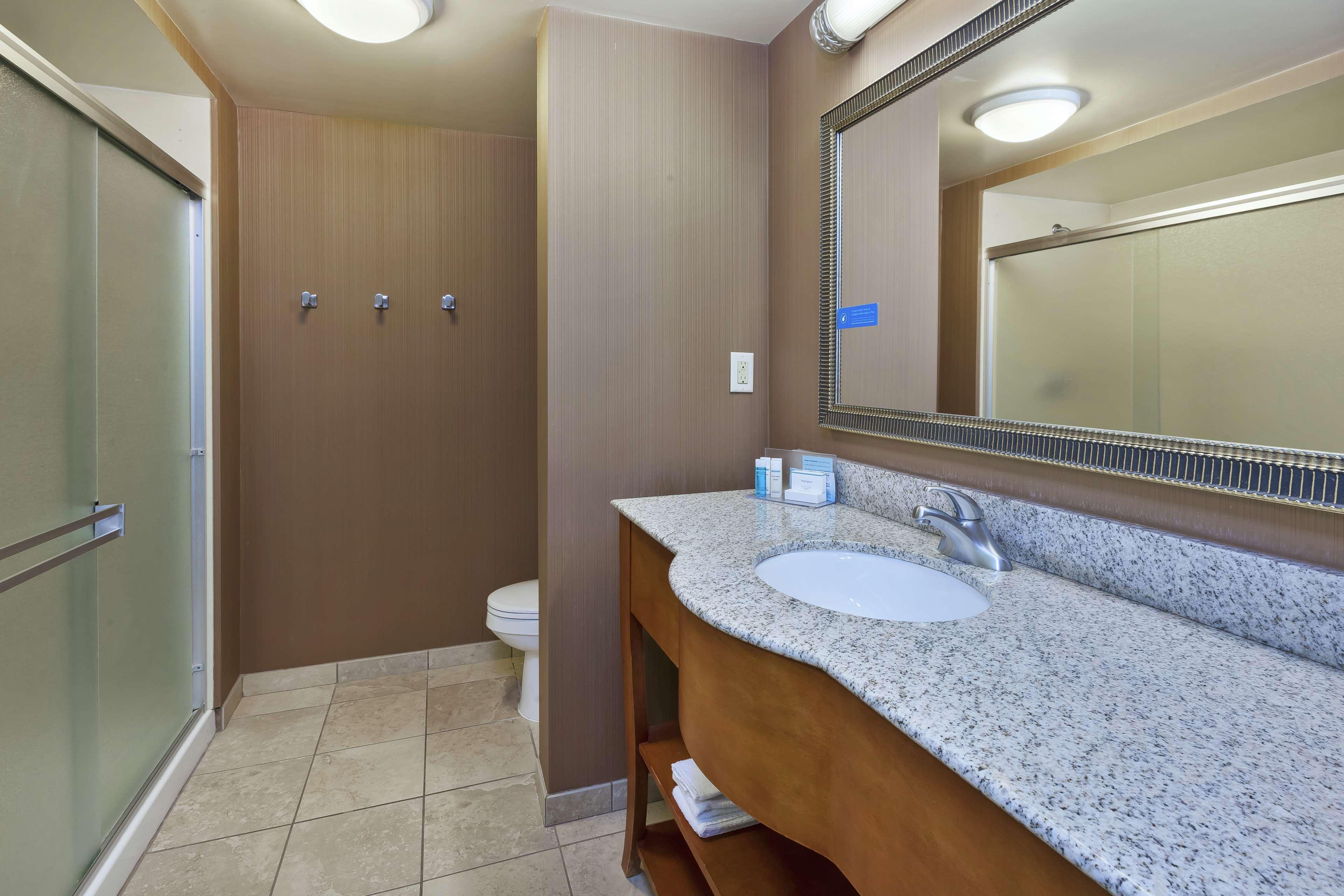 Hampton Inn & Suites Grand Rapids-Airport 28Th St Cascade Extérieur photo