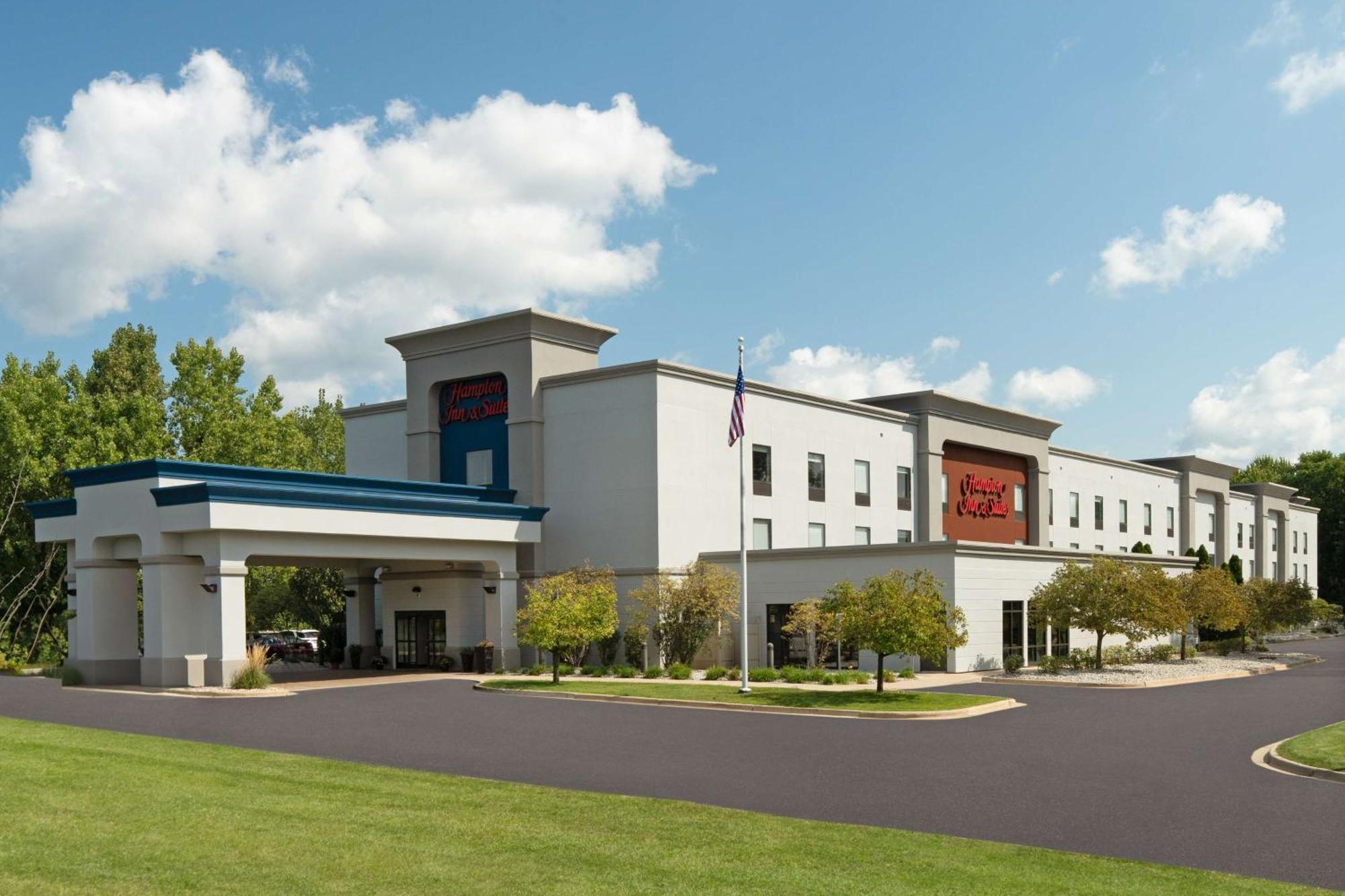 Hampton Inn & Suites Grand Rapids-Airport 28Th St Cascade Extérieur photo