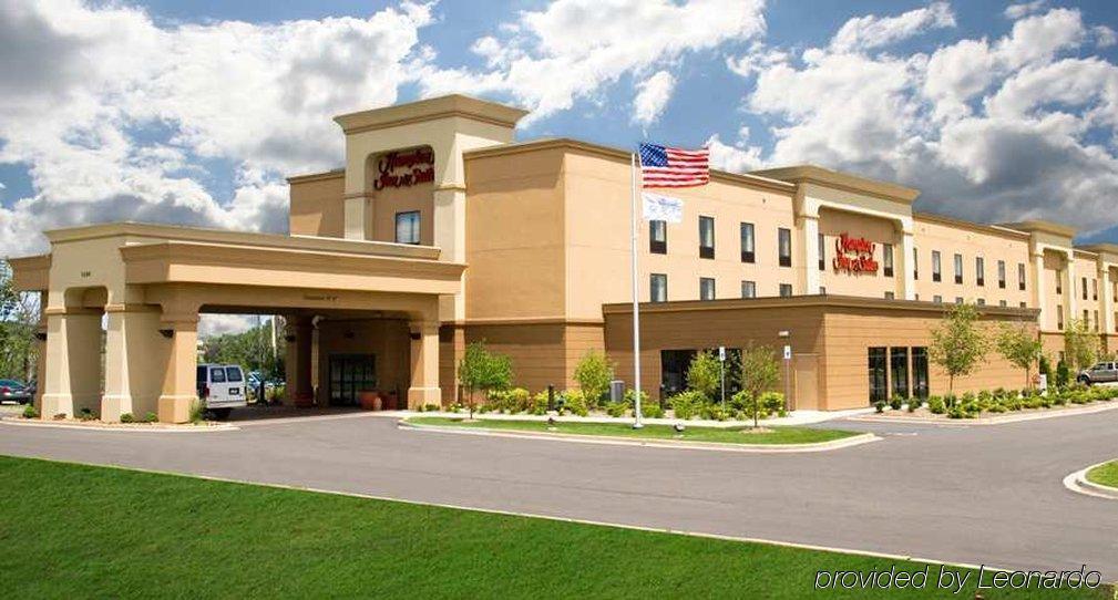 Hampton Inn & Suites Grand Rapids-Airport 28Th St Cascade Extérieur photo
